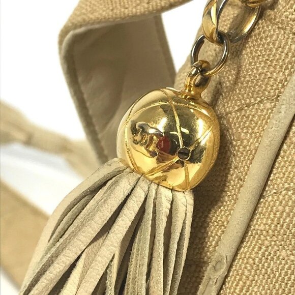 CHANEL vintage Logo Matelasse Quilted Fringe Tassel Crossbody Shoulder Bag - Picture 16 of 16